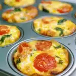 Spinach and Tomato Hash Brown Quiche Cups Recipe