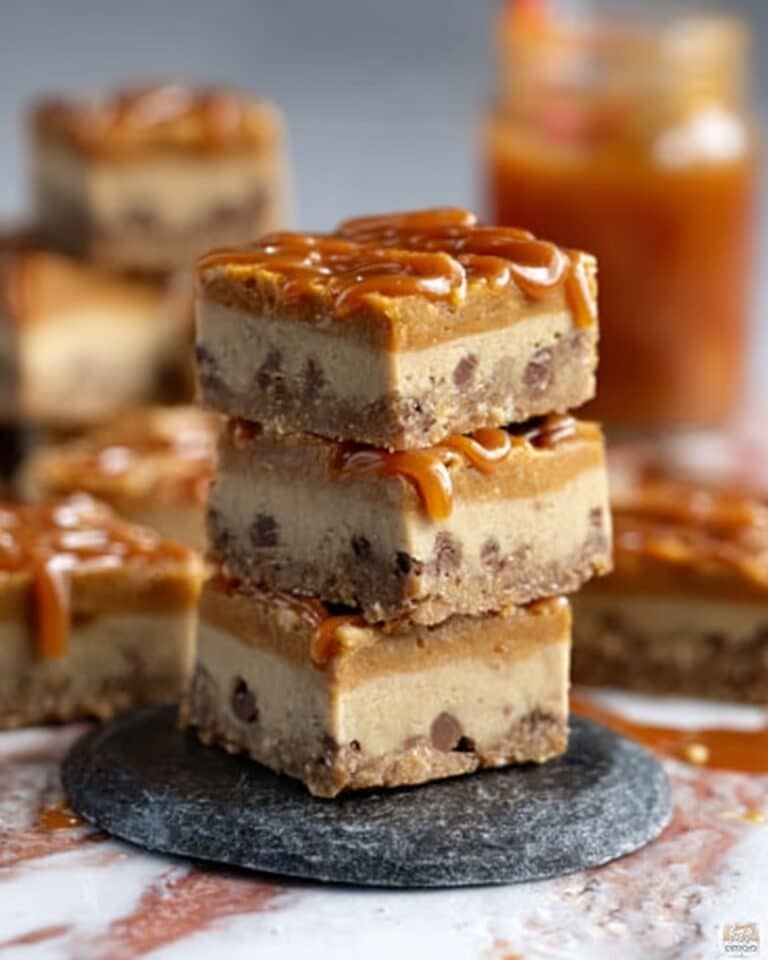 Rolo Blondies with Caramel and Chocolate Chips Recipe