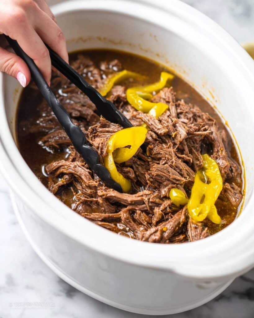 Easy Crockpot Italian Beef Sandwiches Recipe
