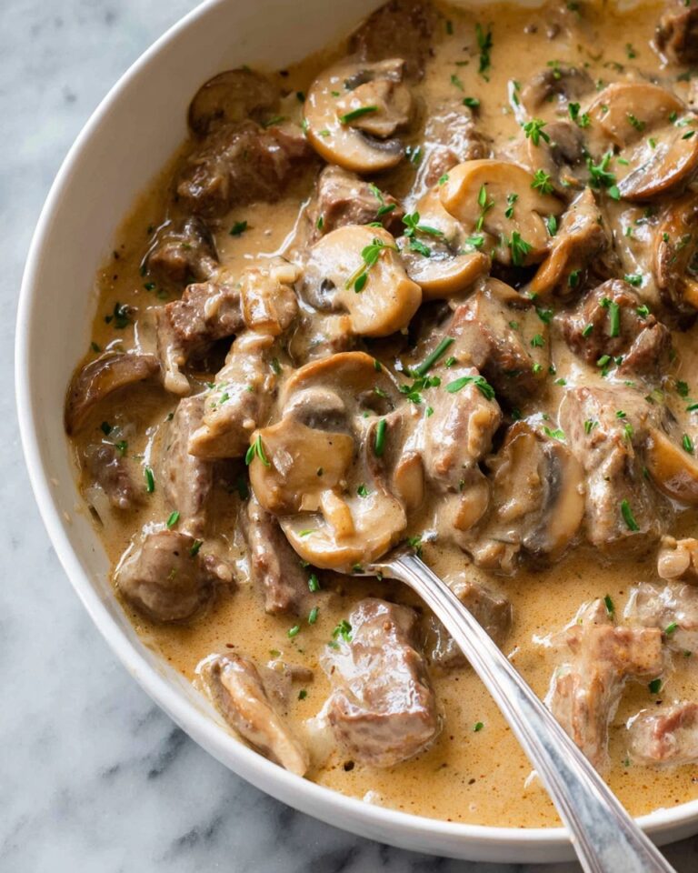Easy Beef Stroganoff with Mushrooms and Sour Cream Recipe